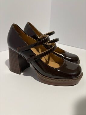 Patent Mary Jane Platform Heels in Dark Brown size 7.5